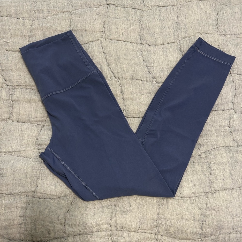 NWOT lulu water drop aligns